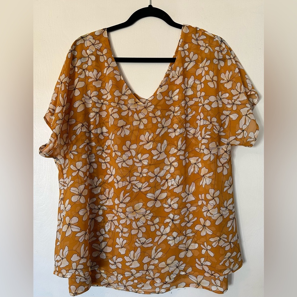Women’s L CABI top